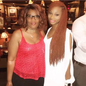 Meet your Posher, Sandra